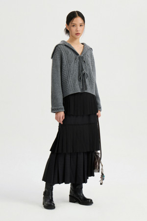 Texture Mix Pleats Banding Long Skirt (black)