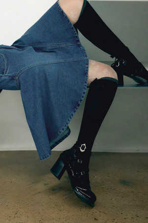 Diagonal Incision Hool Denim Skirt