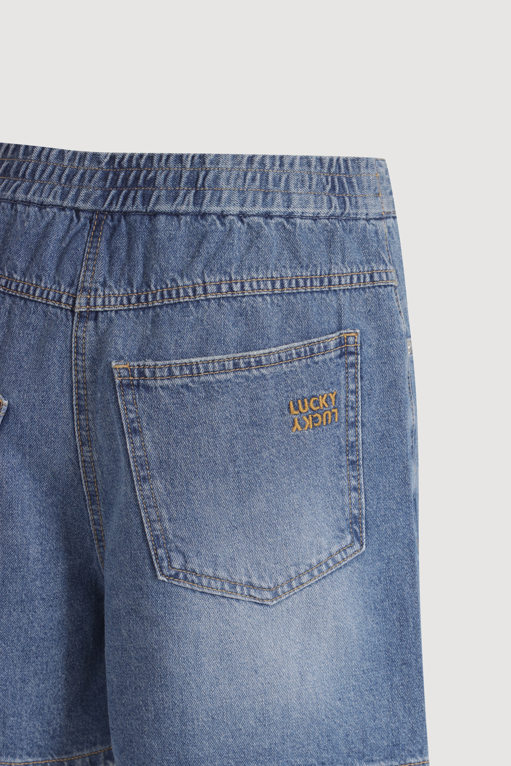 LUCKY CHOUETTE - 쇼트팬츠 - Back Banding Denim Shorts (blue)