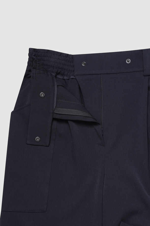 LUCKY CHOUETTE - 롱/미디팬츠 - Straight Back-banding Pants (dark navy)