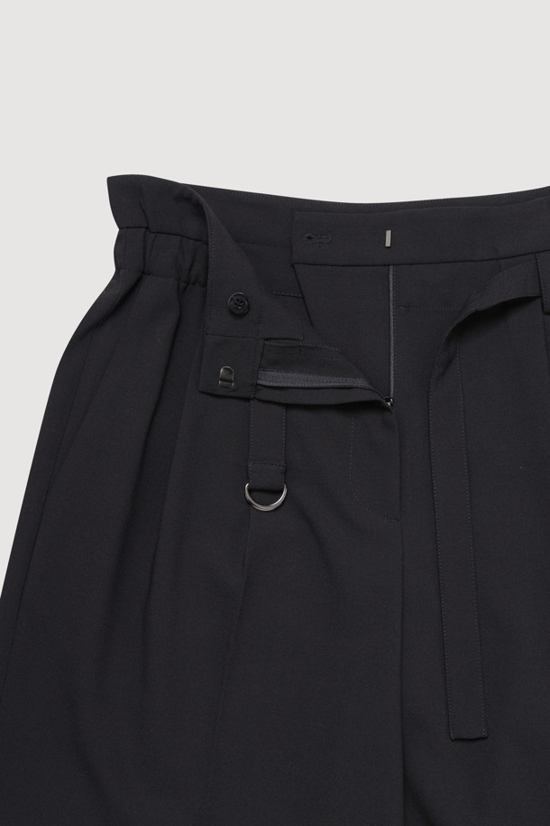 LUCKY CHOUETTE - 쇼트팬츠 - Fabric Belt Sideband Shorts (black)