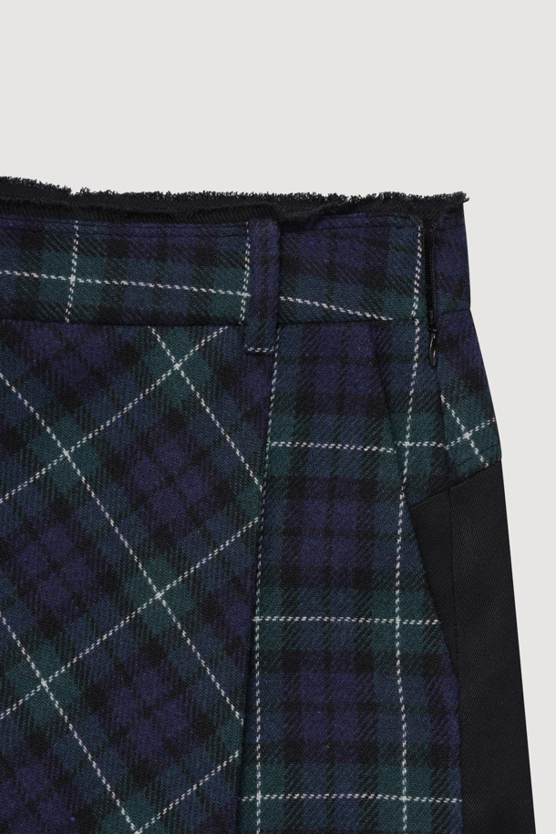 LUCKY CHOUETTE - 쇼트팬츠 - Checkered Wrap Pants (navy)