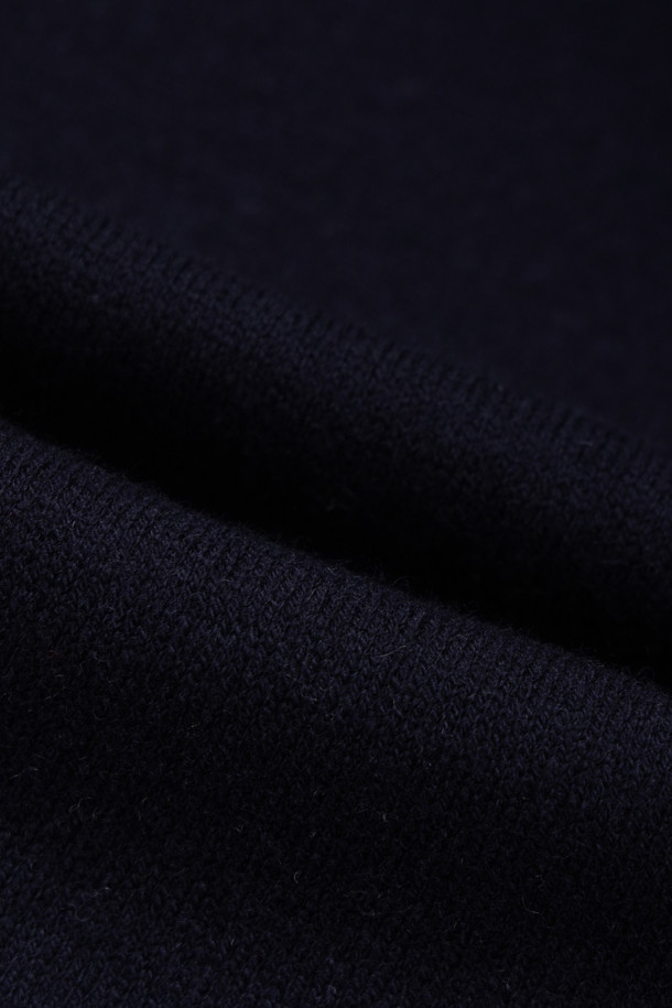 LUCKY CHOUETTE - 가디건 - V-neck Zip-up Knit Cardigan (dark navy)