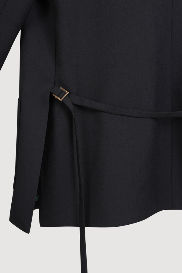 LUCKY CHOUETTE - 자켓 - Collarless Back Strap Jacket (black)