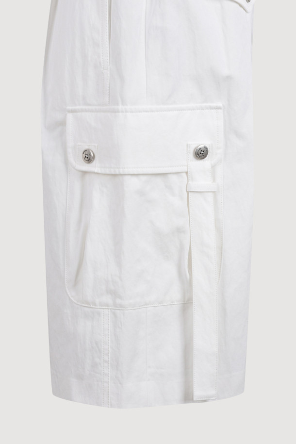 LUCKY CHOUETTE - 쇼트팬츠 - [Atelier] Pocket Point Back Banding Midi Shorts (ivory)