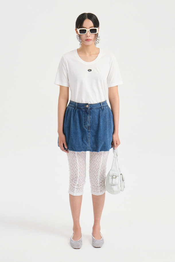 LUCKY CHOUETTE - 반소매 티셔츠 - Emblem Point Slim Fit Half Sleeve T-shirt (white)