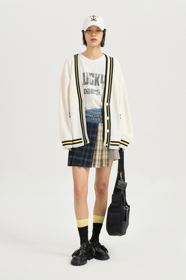 LUCKY CHOUETTE - 가디건 - Color Line Back Lettering Knit Cardigan (ivory)