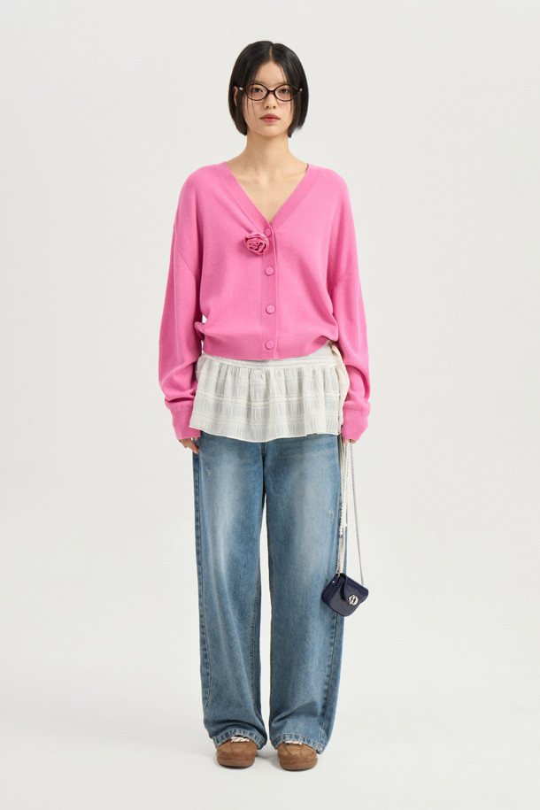 LUCKY CHOUETTE - 가디건 - Double Emblem Embroidery V Neck Knit Cardigan (pink)