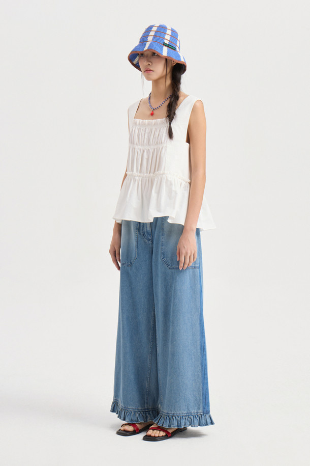 LUCKY CHOUETTE - 롱/미디팬츠 - [Re-Order] Hem Frill Back Banding Wide Denim Pants (blue)