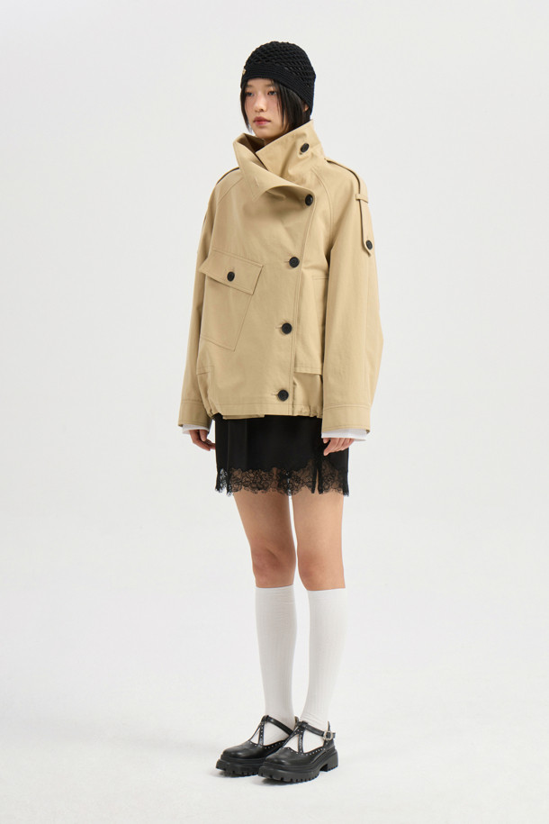 LUCKY CHOUETTE - 점퍼 - Unbalance Collar Volume Short Jumper (beige)