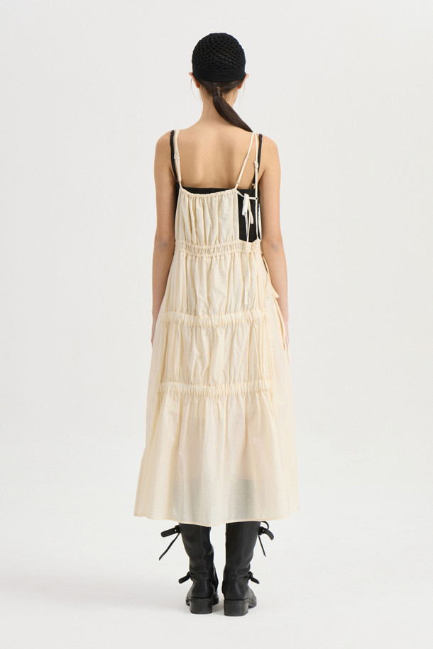 LUCKY CHOUETTE - 민소매 원피스 - [Atelier] Shirring Sleeveless Dress (light beige)