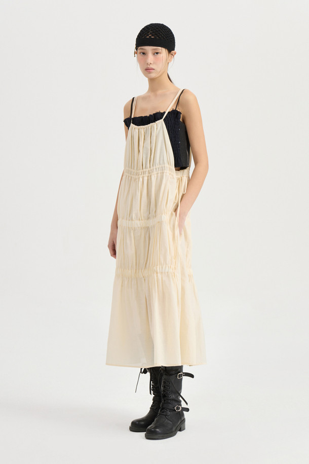 LUCKY CHOUETTE - 민소매 원피스 - [Atelier] Shirring Sleeveless Dress (light beige)