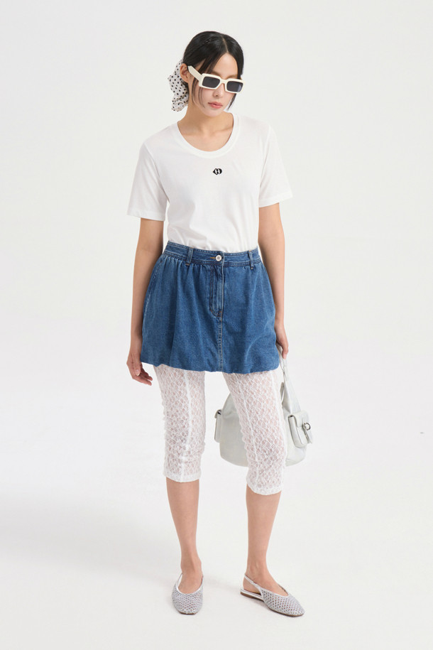 LUCKY CHOUETTE - 반소매 티셔츠 - Emblem Point Slim Fit Half Sleeve T-shirt (white)