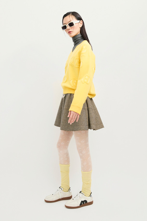 LUCKY CHOUETTE - 스웨터 - Emblem Weaves Knit Pullover (yellow)