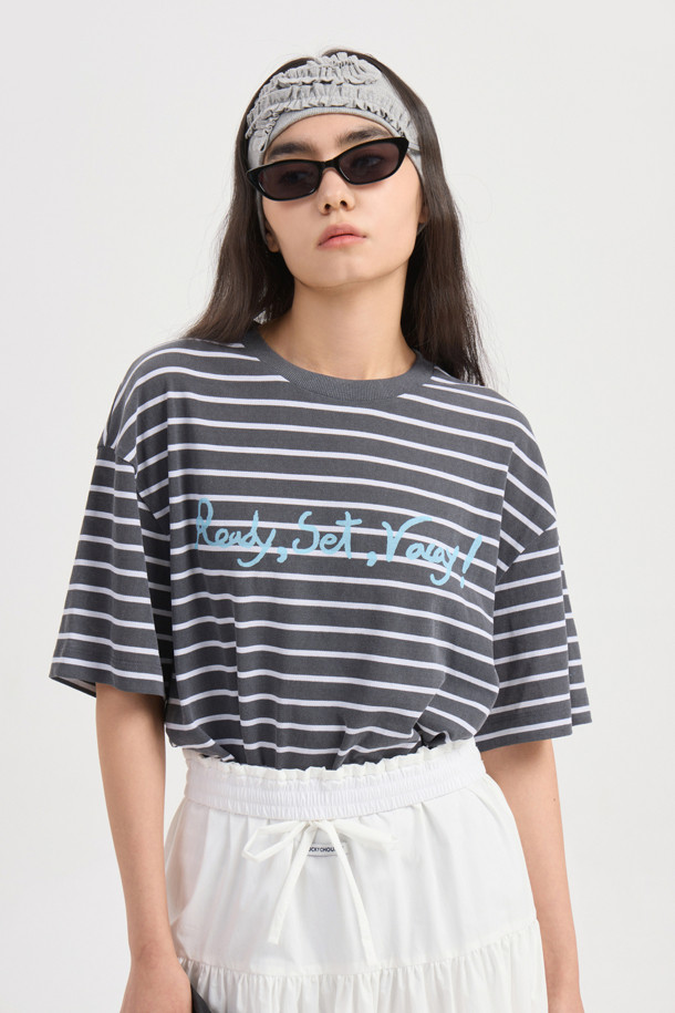 LUCKY CHOUETTE - 반소매 티셔츠 - Chouetties by LUCKY CHOUETTE_Lettering Basic Fit Half Sleeve T-shirt (grey)