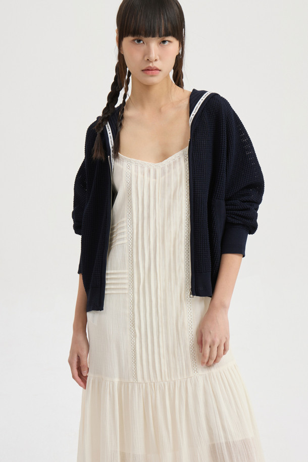 LUCKY CHOUETTE - 민소매 원피스 - Tuck Slip Dress (ivory)