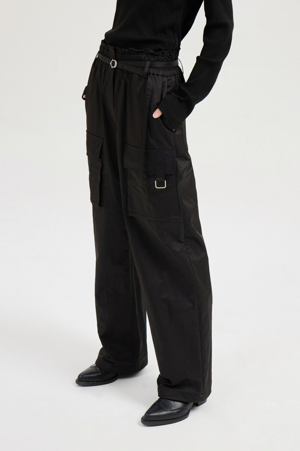 LUCKY CHOUETTE - 롱/미디팬츠 - Out Pocket Jogger Banding Pants (Fabric Belt) (black)