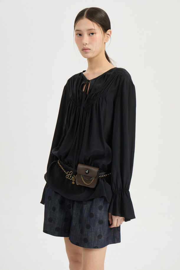 LUCKY CHOUETTE - 블라우스 - [Atelier] Shirring Point Long Sleeve Blouse (black)