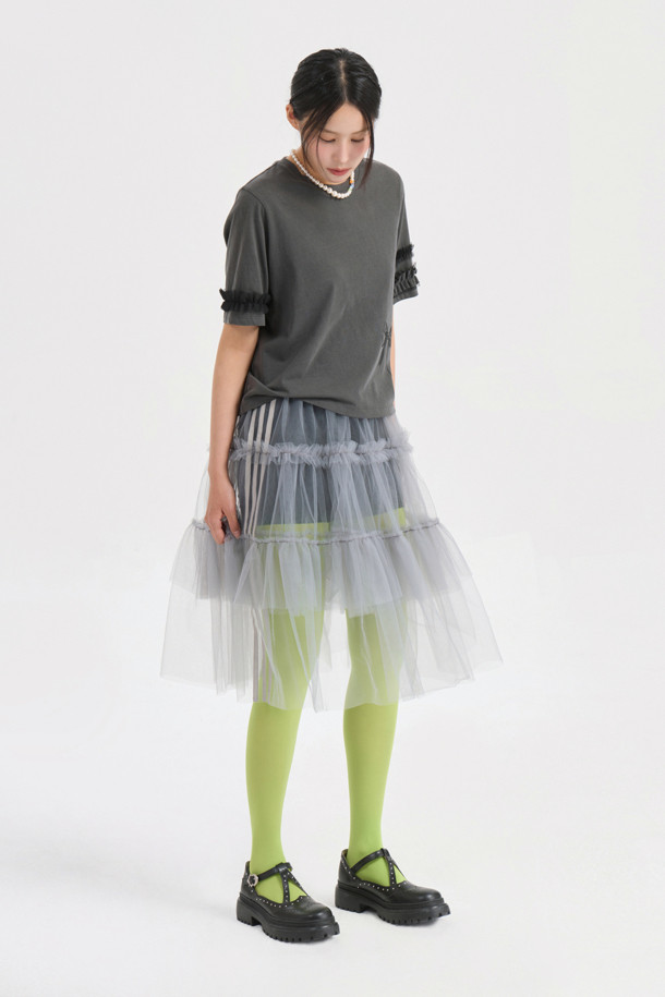 LUCKY CHOUETTE - 반소매 티셔츠 - Frill Half Sleeve T-shirt (dark grey)