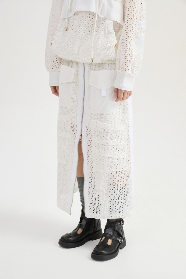 LUCKY CHOUETTE - 롱스커트 - [Atelier] Eyelet Lace Back Banding Long Skirt (white)