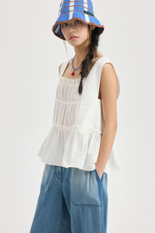 LUCKY CHOUETTE - 롱/미디팬츠 - [Re-Order] Hem Frill Back Banding Wide Denim Pants (blue)