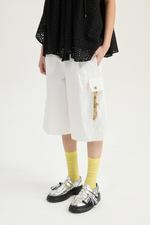 LUCKY CHOUETTE - 쇼트팬츠 - [Atelier] Pocket Point Back Banding Midi Shorts (ivory)