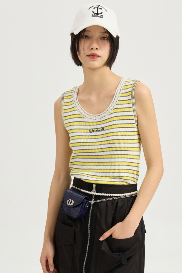 LUCKY CHOUETTE - 스웨터 - Stripe Knit Sleeveless Pullover (yellow)