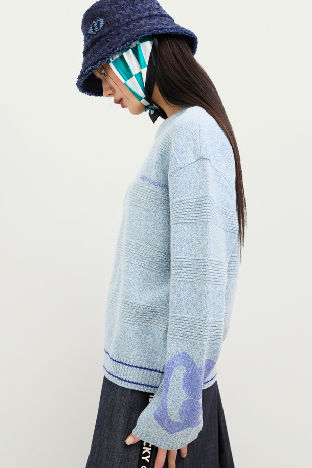 LUCKY CHOUETTE -  - Sleeve Emblem Printed Kni Pullover (light blue)