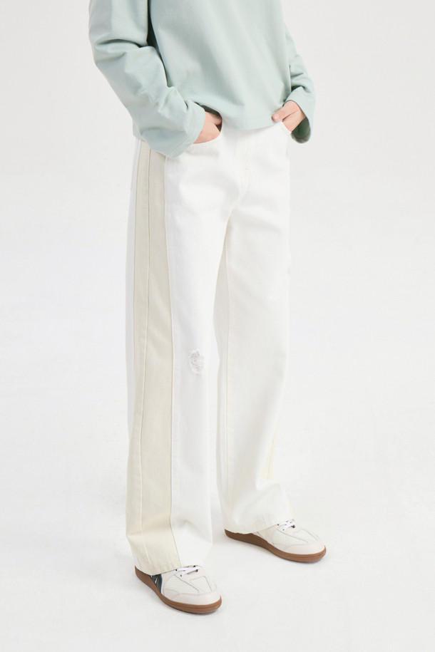 LUCKY CHOUETTE - 롱/미디팬츠 - Waist Coloring Cocoon Fit Denim Pants (ivory)