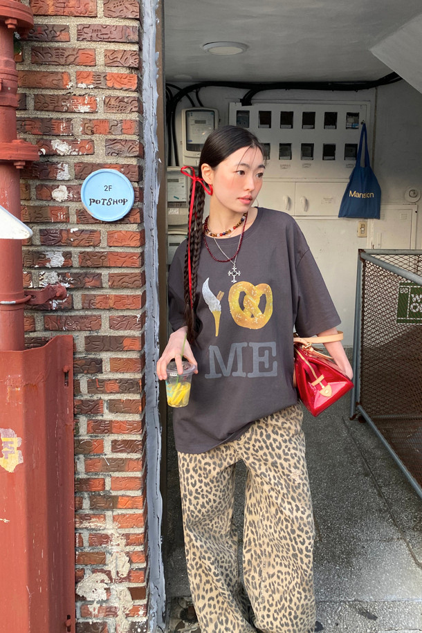 LUCKY CHOUETTE - 롱/미디팬츠 - Chouetties by LUCKY CHOUETTE_Leopard Denim Pants (beige)