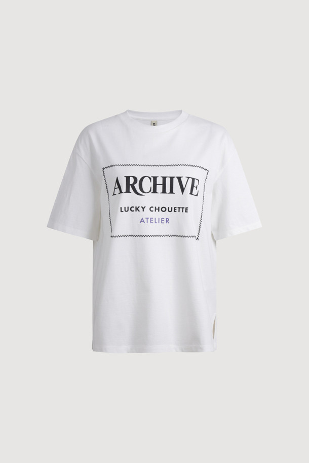 LUCKY CHOUETTE - 반소매 티셔츠 - [Atelier] Lettering Point Half Sleeve T-shirt (ivory)