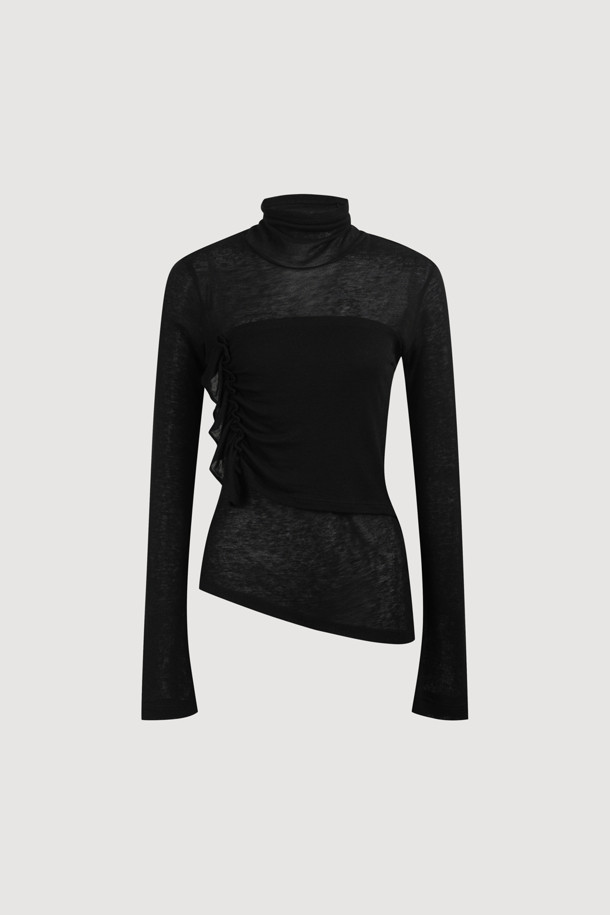 **[Re-Order] 레이어드 포인트 롱 슬리브 티셔츠 (블랙)**는 여성스러운 무드와 캐주얼 스타일을 동시에 연출할 수 있는 티셔츠입니다. 부드러운 촉감의 울과 텐셀 혼방 소재로 제작되었으며, 봄, 가을, 겨울 세 계절에 걸쳐 활용 가능합니다. 슬림핏 라운드넥 디자인에 얇은 두께감으로 편안하게 착용할 수 있습니다. 레이어드 디자인과 프릴 디테일, 밑단 주름으로 포인트를 더해 데이트룩, 모임룩 등 다양한 TPO에 활용하기 좋습니다. 블랙 컬러의 무지 티셔츠로 미니멀하고 로맨틱한 스타일을 완성해보세요.
