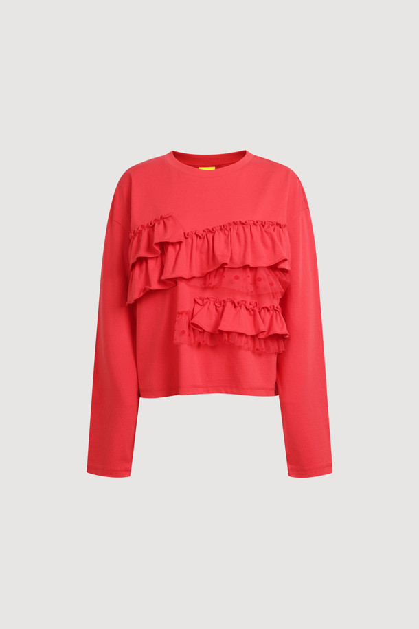 프릴 포인트 스탠다드 핏 롱 슬리브 티셔츠 (레드)는 여성용 티셔츠로, 봄, 가을에 캐주얼하게 즐겨 입기 좋습니다. 부드러운 면 소재에 얇은 두께감으로 편안한 착용감을 선사하며, 라운드넥과 긴 소매 기장으로 디자인되었습니다. 스탠다드 핏으로 어떤 스타일에도 잘 어울리며, 프릴 디테일이 여성스러운 무드를 더합니다. 16수 싱글 져지 원단과 메쉬 소재 믹스로 포인트를 주었으며, 데이트룩이나 봄 소풍룩에 매치하기 좋습니다. 진한 컬러 특성상 이염에 유의하여 착용하십시오.
