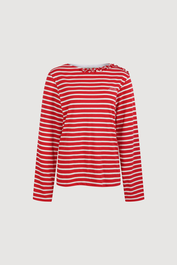 [Atelier] 프릴 포인트 스트라이프 롱 슬리브 티셔츠(레드)는 여성스러운 분위기를 연출하는 긴 소매 티셔츠입니다. 부드러운 면 소재로 제작되어 편안한 착용감을 선사하며, 얇은 두께감으로 봄, 가을 시즌에 활용하기 좋습니다. 넥 라인의 프릴 디테일과 가슴 부분의 아틀리에 자수 디테일이 돋보이며, 슬림핏 디자인과 스트라이프 패턴이 캐주얼하면서도 베이직한 스타일을 완성합니다. 데이트룩, 카페룩 등 다양한 상황에 어울리는 아이템으로, 미니멀한 스타일을 선호하는 분들께 추천합니다.
