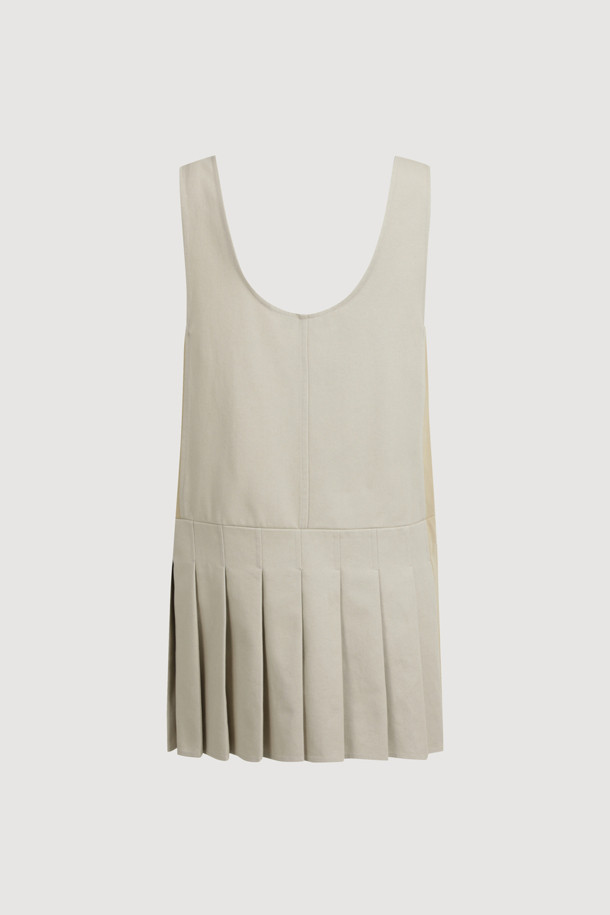 LUCKY CHOUETTE - 반소매 원피스 - U-neck Sleeveless Mini Dress (beige)