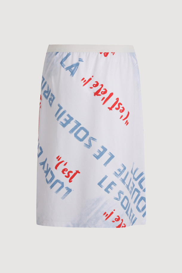 화사한 화이트 컬러의 Print Jersey Banding 미디 스커트입니다. 부드러운 저지 소재에 레터링 & 프린트 패턴으로 캐주얼하고 스포티한 무드를 연출합니다. 허리 밴딩과 얇은 두께, H라인 핏으로 편안하면서도 스타일리시하게 봄, 여름, 가을 시즌 데일리룩을 완성해보세요.
