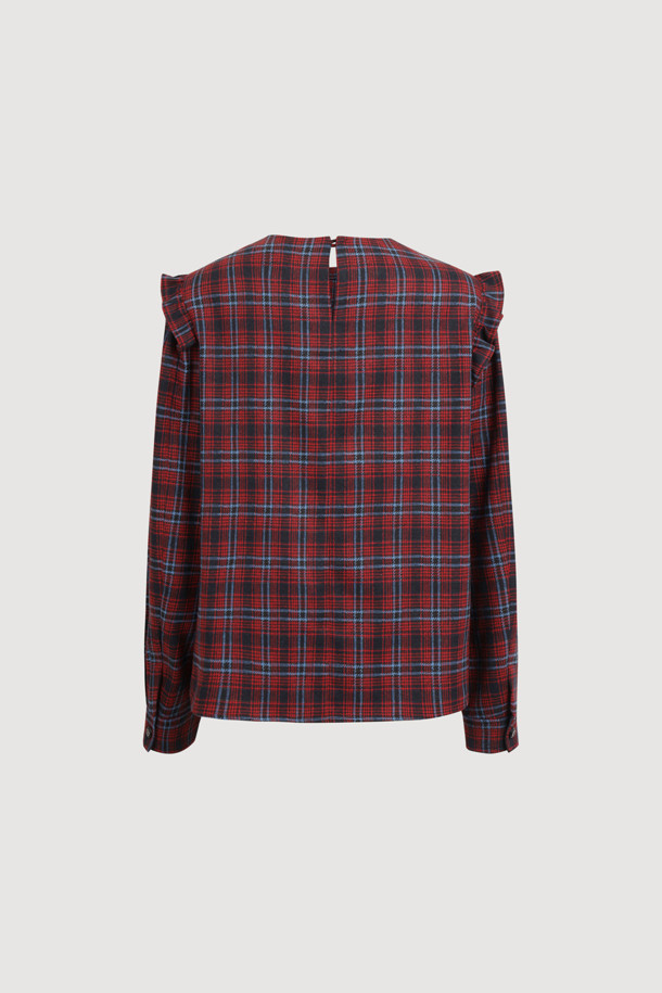 프릴 포인트 체크 블라우스 (레드)는 여성스러운 무드를 연출하는 클래식 스타일의 상의입니다. 따뜻한 촉감과 세미 A라인 핏으로 편안하게 착용 가능하며, 가을과 겨울에 어울리는 아이템입니다. 라운드넥 디자인에 프릴 디테일이 더해져 로맨틱한 분위기를 더하고, 뒷 넥 단추 클로징으로 깔끔하게 마감되었습니다. 체크 패턴과 긴 소매 기장으로 클래식하면서도 세련된 스타일을 완성해 데이트룩, 모임룩, 소개팅룩에 활용하기 좋습니다. 마찰에 의해 필링이 발생할 수 있으므로 착용 시 주의 바랍니다.
