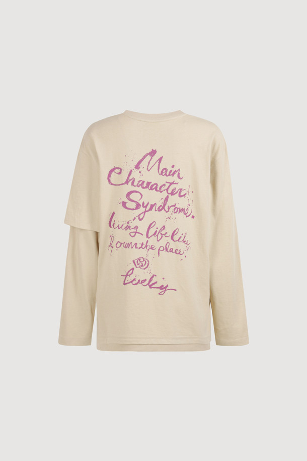 라이트 베이지 컬러의 레터링 포인트 루즈핏 롱 슬리브 티셔츠입니다. 부드러운 면 소재로 제작되어 편안한 착용감을 선사하며, 캐주얼한 스타일을 연출하기 좋습니다. 라운드넥 디자인에 언밸런스 소매 디테일과 슬로건 프린트가 포인트로 더해져 유니크함을 더했습니다. 봄, 가을 시즌 산책룩 또는 봄 소풍룩으로 활용하기 좋으며, 캐주얼, 미니멀, 클래식 스타일을 즐겨 입는 여성분들께 추천합니다. 루즈핏으로 편안하게 착용 가능하며, 레귤러 기장으로 다양한 하의와 매치하기 용이합니다.
