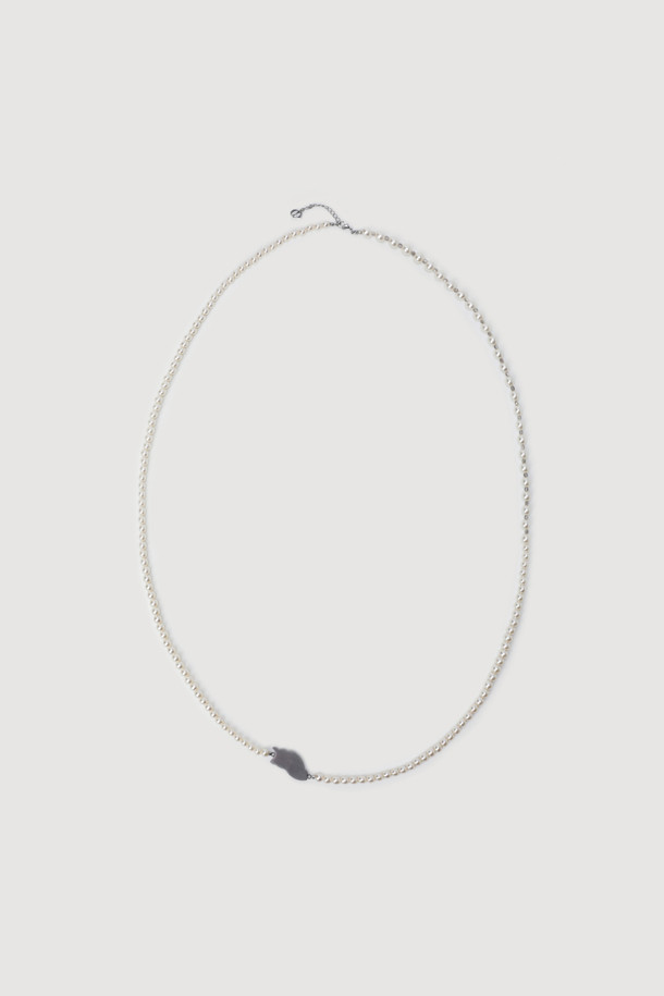 LUCKY CHOUETTE - 목걸이 - [Holiday Edition] Pearl Decorated Long Necklace (silver)