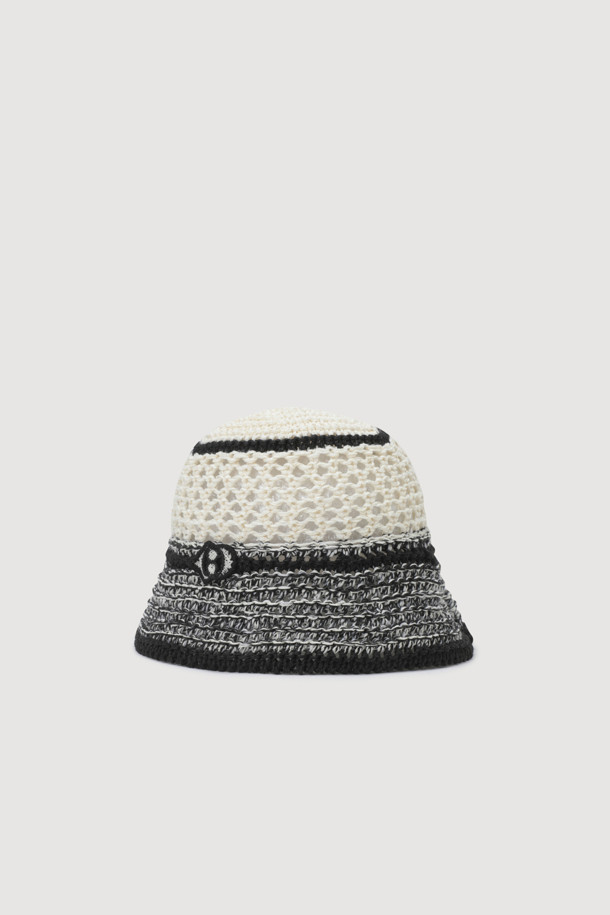 LUCKY CHOUETTE - 모자 - Emblem Point Color block Lapia Hat (black)