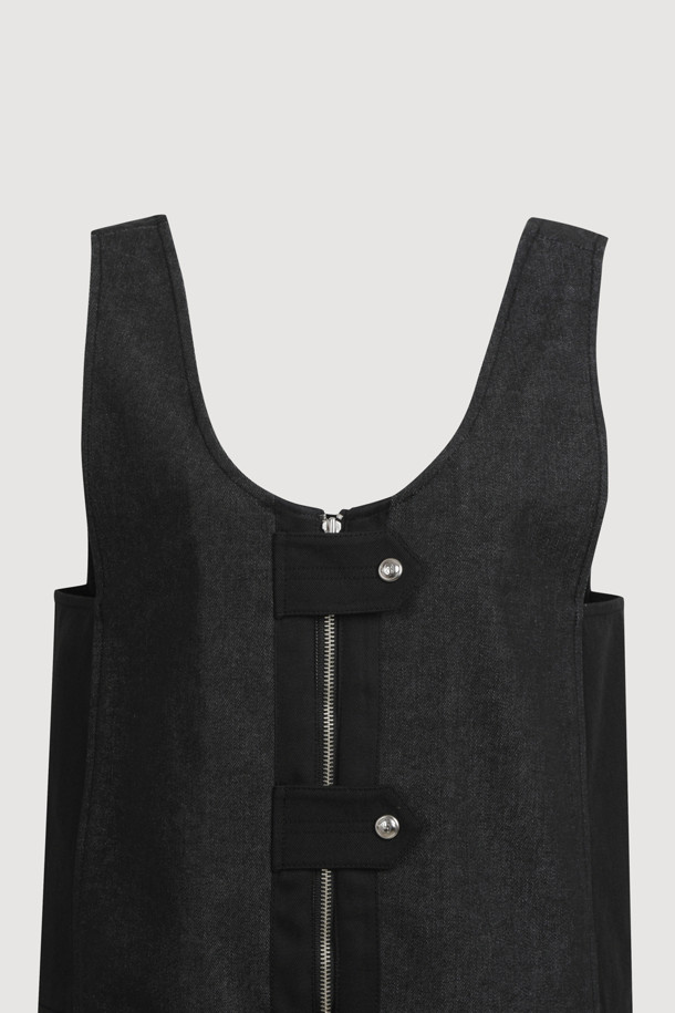 LUCKY CHOUETTE - 반소매 원피스 - U-neck Sleeveless Mini Dress (black)