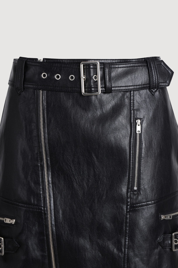 LUCKY CHOUETTE - 미니스커트 - Fake Leather Mini Skirt (fabric belt) (black)