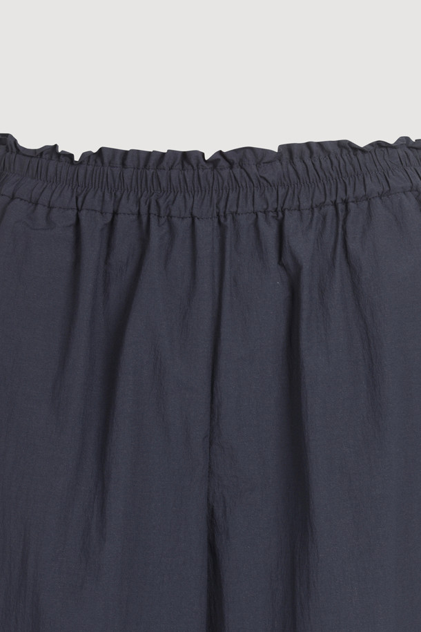 LUCKY CHOUETTE - 롱/미디팬츠 - Frill Point Banding Pants (dark navy)