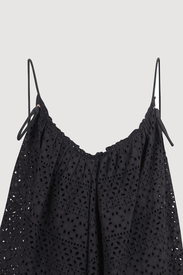 LUCKY CHOUETTE - 블라우스 - [Atelier] Eyelet Lace Top (black)