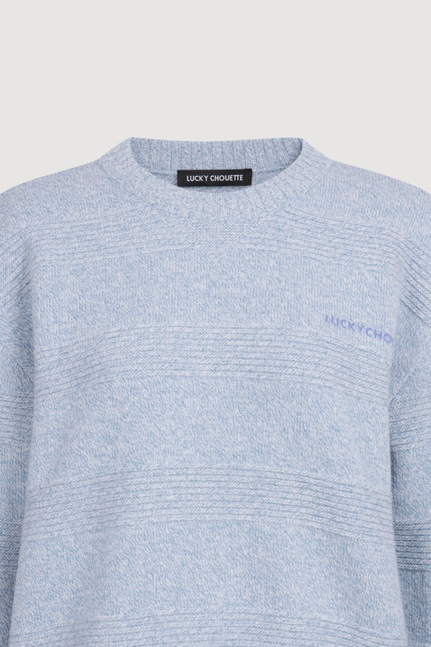 LUCKY CHOUETTE -  - Sleeve Emblem Printed Kni Pullover (light blue)