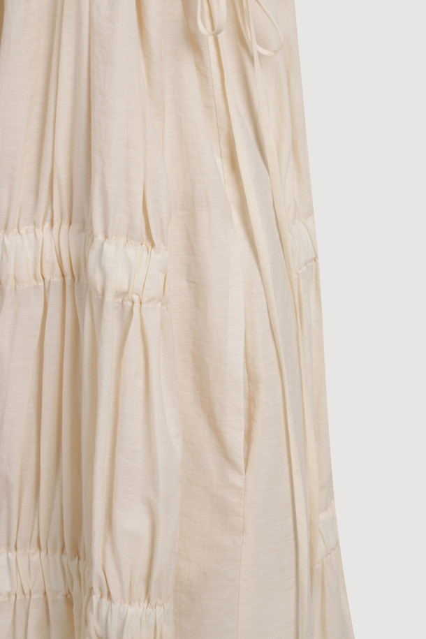 LUCKY CHOUETTE - 민소매 원피스 - [Atelier] Shirring Sleeveless Dress (light beige)