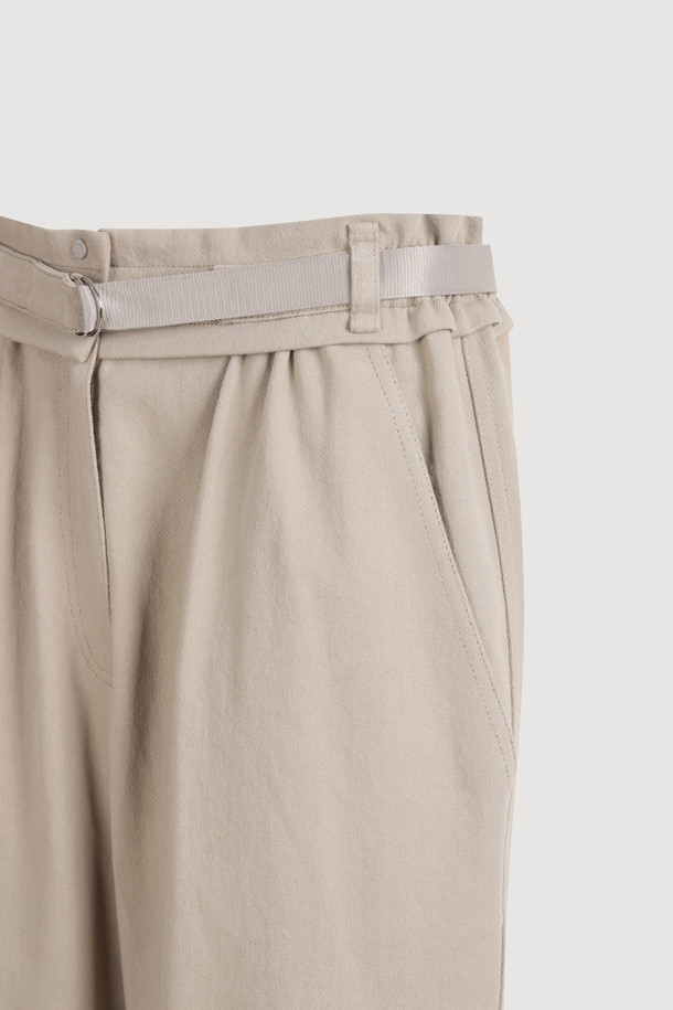 LUCKY CHOUETTE - 롱/미디팬츠 - Incision point Backbanding Pants (fabric belt) (beige)