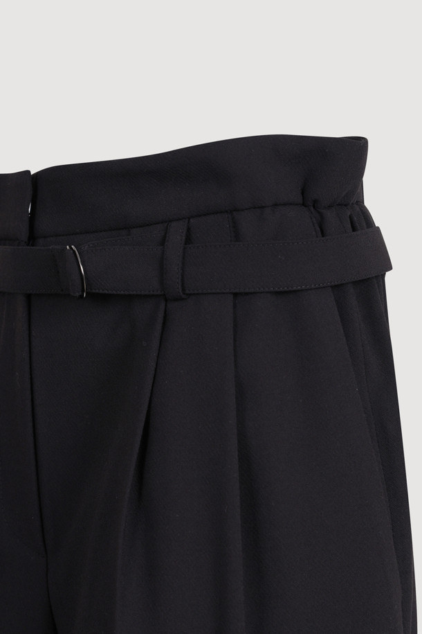 LUCKY CHOUETTE - 쇼트팬츠 - Fabric Belt Sideband Shorts (black)