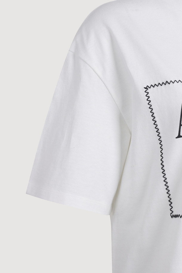 LUCKY CHOUETTE - 반소매 티셔츠 - [Atelier] Lettering Point Half Sleeve T-shirt (ivory)