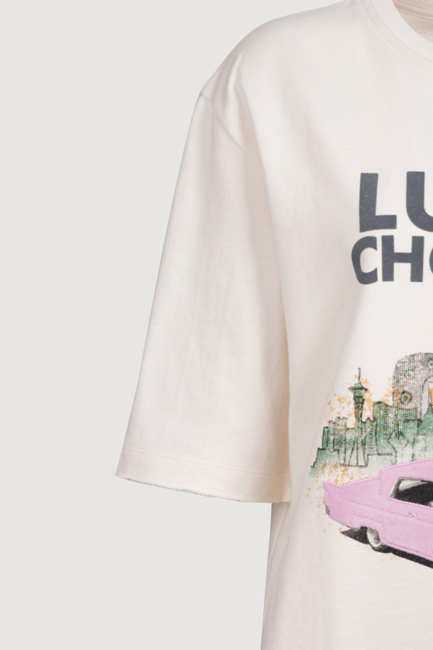 LUCKY CHOUETTE - 반소매 티셔츠 - [Holiday Edition] Print Point Loose Fit Short Sleeve T-shirt (light beige)